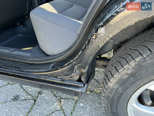 Опель Омега 2001 у Вінниці на Automoto.ua Чорний Опель Омега, об'ємом двигуна 2.2 л та пробігом 319 тис. км за 2000 $, фото 13 на Automoto.ua