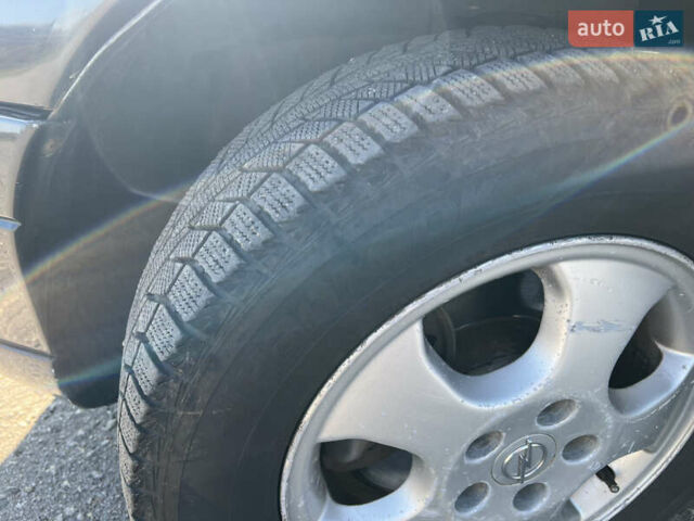 Опель Омега 2001 у Вінниці на Automoto.ua Чорний Опель Омега, об'ємом двигуна 2.2 л та пробігом 319 тис. км за 2000 $, фото 8 на Automoto.ua