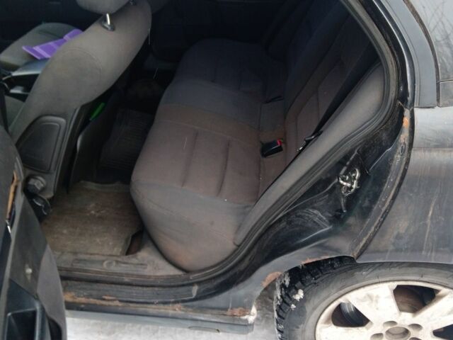 Чорний Опель Омега, об'ємом двигуна 2.2 л та пробігом 300 тис. км за 1616 $, фото 4 на Automoto.ua