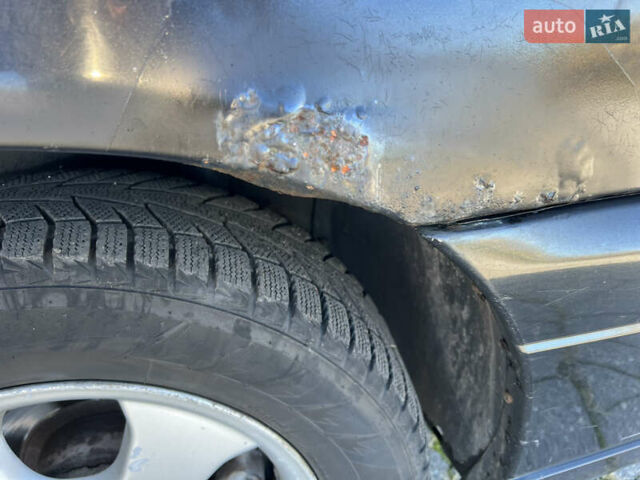 Опель Омега 2001 у Вінниці на Automoto.ua Чорний Опель Омега, об'ємом двигуна 2.2 л та пробігом 319 тис. км за 2000 $, фото 12 на Automoto.ua