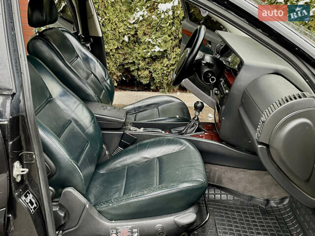 Черный Опель Омега, объемом двигателя 2.2 л и пробегом 290 тыс. км за 2350 $, фото 4 на Automoto.ua