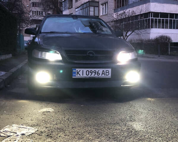 Чорний Опель Омега, об'ємом двигуна 2.2 л та пробігом 335 тис. км за 4000 $, фото 26 на Automoto.ua