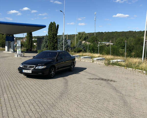 Чорний Опель Омега, об'ємом двигуна 2.2 л та пробігом 467 тис. км за 4000 $, фото 1 на Automoto.ua