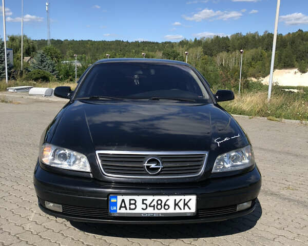 Чорний Опель Омега, об'ємом двигуна 2.2 л та пробігом 467 тис. км за 4000 $, фото 27 на Automoto.ua
