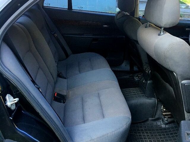 Черный Опель Омега, объемом двигателя 22 л и пробегом 335 тыс. км за 3800 $, фото 6 на Automoto.ua