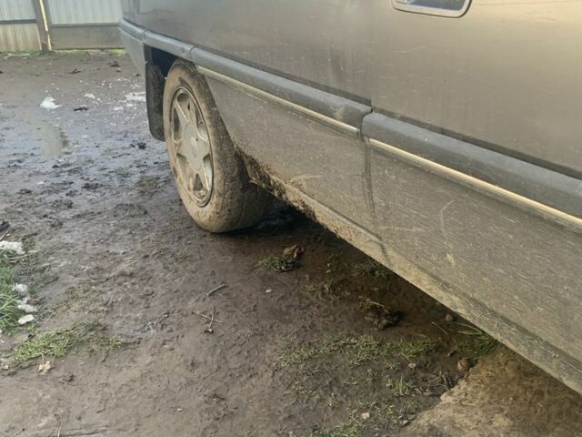 Чорний Опель Омега, об'ємом двигуна 0 л та пробігом 2 тис. км за 260 $, фото 2 на Automoto.ua