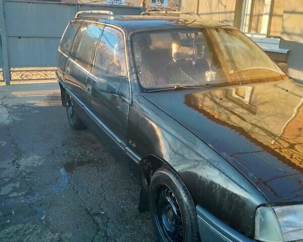 Чорний Опель Омега, об'ємом двигуна 2 л та пробігом 270 тис. км за 1550 $, фото 3 на Automoto.ua