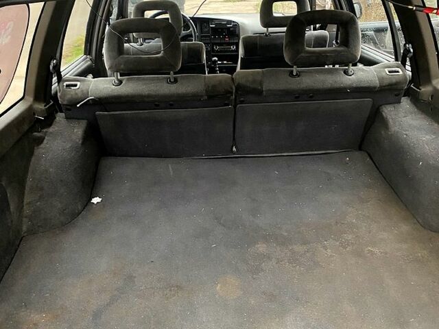 Черный Опель Омега, объемом двигателя 2 л и пробегом 265 тыс. км за 1700 $, фото 6 на Automoto.ua