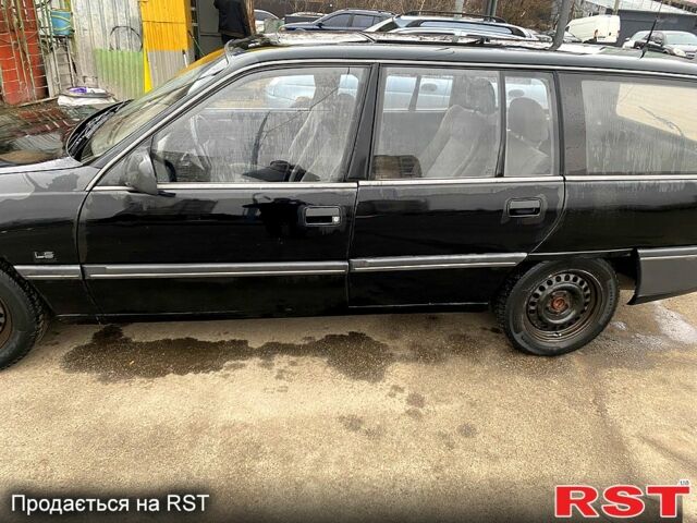 Чорний Опель Омега, об'ємом двигуна 2 л та пробігом 265 тис. км за 1700 $, фото 3 на Automoto.ua