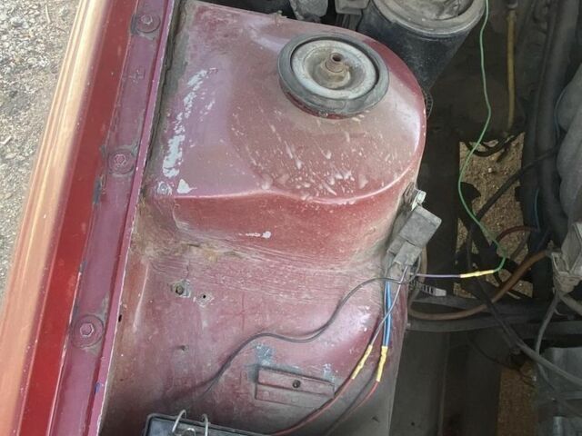 Черный Опель Омега, объемом двигателя 2 л и пробегом 300 тыс. км за 1000 $, фото 5 на Automoto.ua