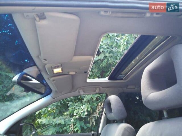 Черный Опель Омега, объемом двигателя 2 л и пробегом 233 тыс. км за 2800 $, фото 5 на Automoto.ua