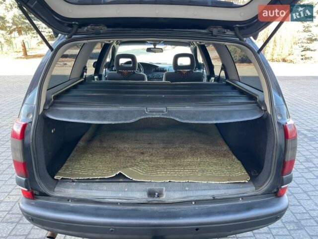 Черный Опель Омега, объемом двигателя 2 л и пробегом 260 тыс. км за 2250 $, фото 19 на Automoto.ua