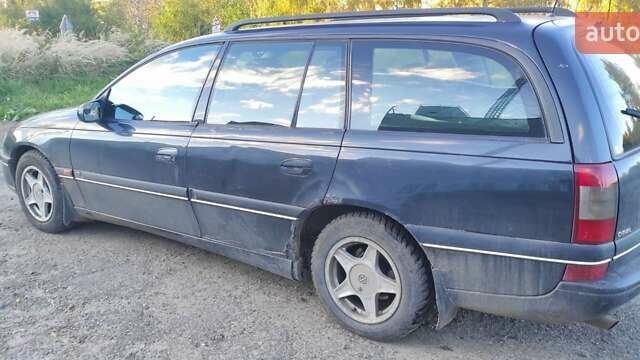 Черный Опель Омега, объемом двигателя 3 л и пробегом 350 тыс. км за 1700 $, фото 10 на Automoto.ua