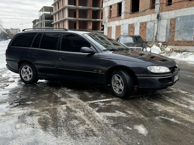 Черный Опель Омега, объемом двигателя 0 л и пробегом 320 тыс. км за 1400 $, фото 2 на Automoto.ua