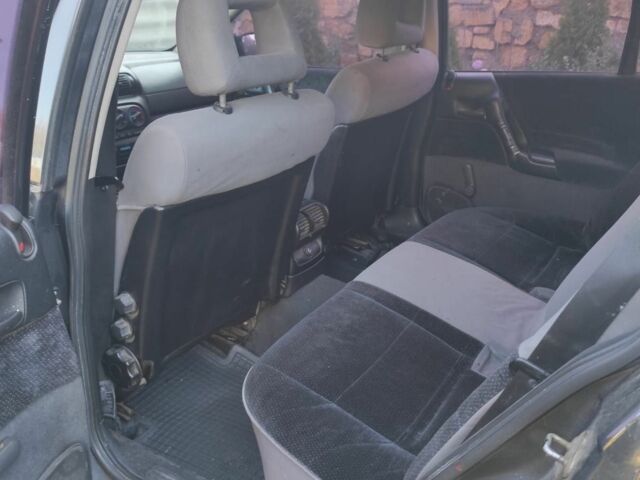 Черный Опель Омега, объемом двигателя 2 л и пробегом 198 тыс. км за 2700 $, фото 7 на Automoto.ua