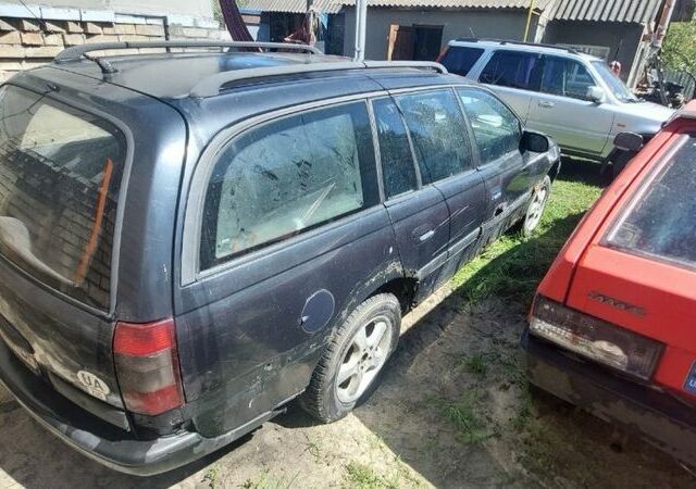 Чорний Опель Омега, об'ємом двигуна 2.5 л та пробігом 1000 тис. км за 750 $, фото 4 на Automoto.ua