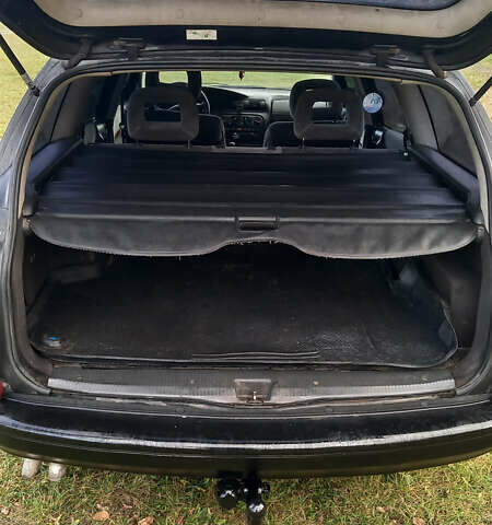 Опель Омега 1997 в Луцке на Automoto.ua Черный Опель Омега, объемом двигателя 2.5 л и пробегом 445 тыс. км за 1750 $, фото 6 на Automoto.ua