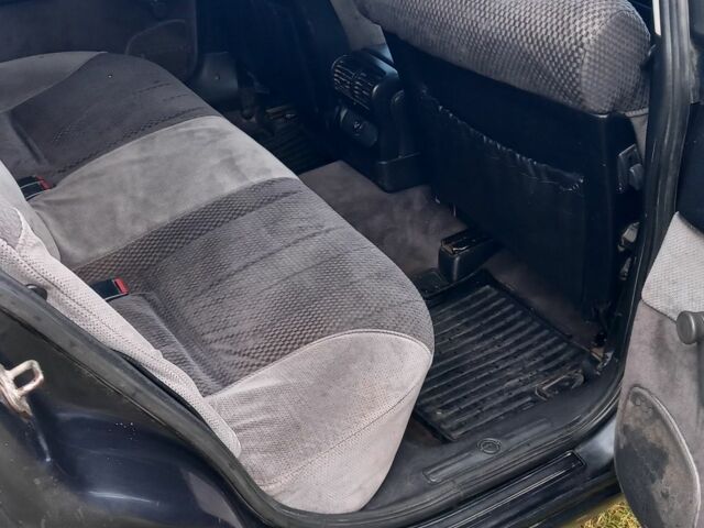 Опель Омега 1997 в Ковель на Automoto.ua Черный Опель Омега, объемом двигателя 2.5 л и пробегом 460 тыс. км за 1782 $, фото 8 на Automoto.ua