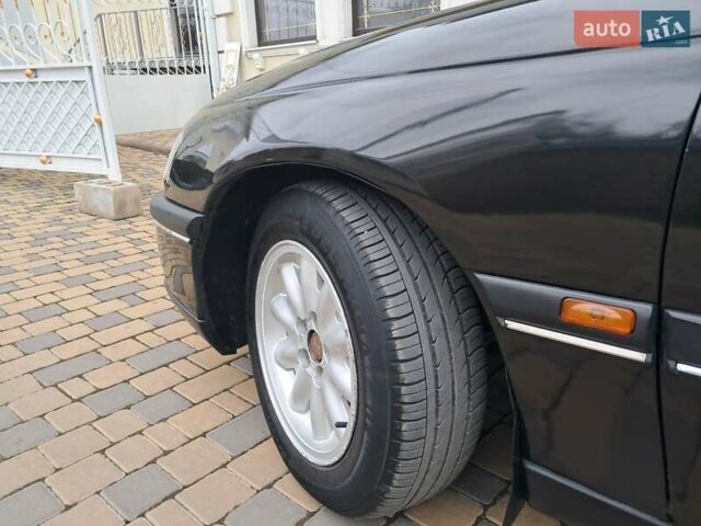 Чорний Опель Омега, об'ємом двигуна 2 л та пробігом 280 тис. км за 2500 $, фото 8 на Automoto.ua