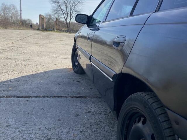 Чорний Опель Омега, об'ємом двигуна 0 л та пробігом 188 тис. км за 1200 $, фото 5 на Automoto.ua