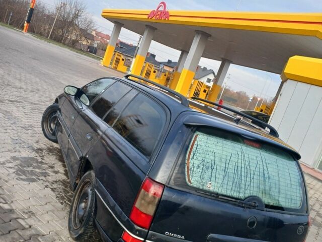 Черный Опель Омега, объемом двигателя 2 л и пробегом 284 тыс. км за 1600 $, фото 13 на Automoto.ua