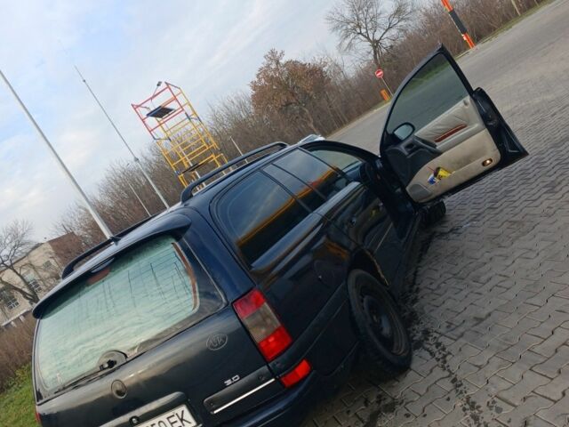 Черный Опель Омега, объемом двигателя 2 л и пробегом 284 тыс. км за 1600 $, фото 3 на Automoto.ua