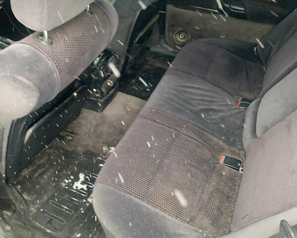 Чорний Опель Омега, об'ємом двигуна 2 л та пробігом 400 тис. км за 800 $, фото 3 на Automoto.ua