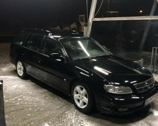 Чорний Опель Омега, об'ємом двигуна 2.2 л та пробігом 300 тис. км за 2500 $, фото 1 на Automoto.ua