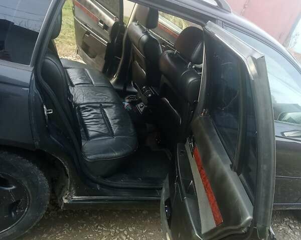 Черный Опель Омега, объемом двигателя 2.2 л и пробегом 220 тыс. км за 2700 $, фото 14 на Automoto.ua