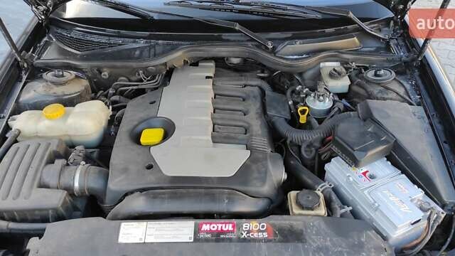 Черный Опель Омега, объемом двигателя 2.5 л и пробегом 288 тыс. км за 4800 $, фото 22 на Automoto.ua