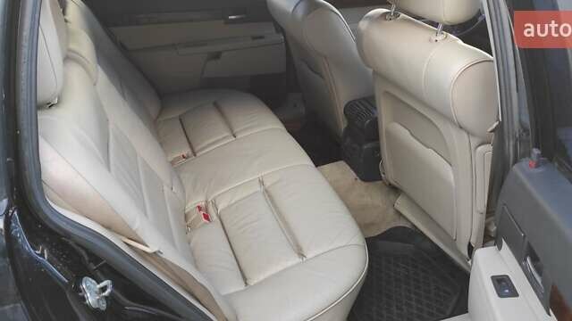 Черный Опель Омега, объемом двигателя 2.5 л и пробегом 288 тыс. км за 4800 $, фото 11 на Automoto.ua