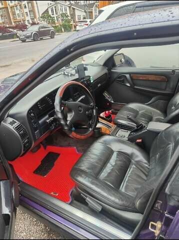 Фіолетовий Опель Омега, об'ємом двигуна 2.6 л та пробігом 400 тис. км за 2500 $, фото 5 на Automoto.ua