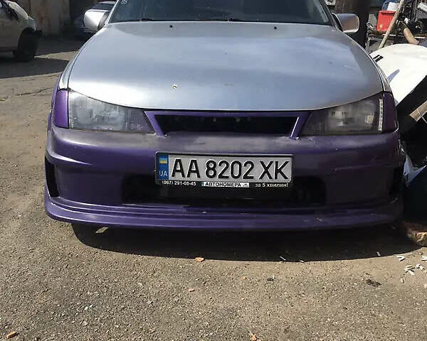 Фіолетовий Опель Омега, об'ємом двигуна 2 л та пробігом 296 тис. км за 1999 $, фото 1 на Automoto.ua