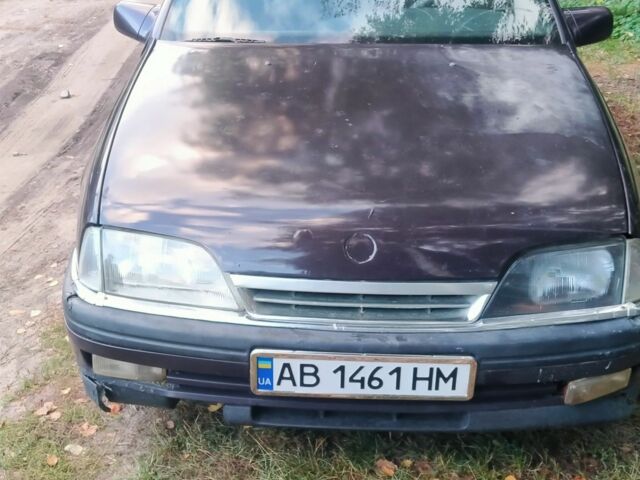 Фиолетовый Опель Омега, объемом двигателя 2 л и пробегом 371 тыс. км за 1700 $, фото 6 на Automoto.ua