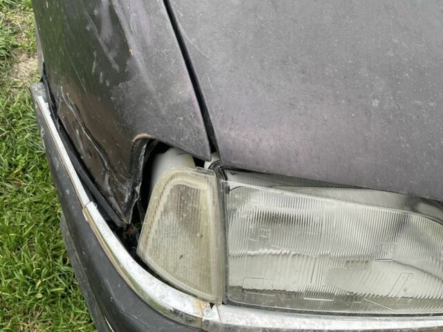 Фіолетовий Опель Омега, об'ємом двигуна 2 л та пробігом 250 тис. км за 2000 $, фото 4 на Automoto.ua