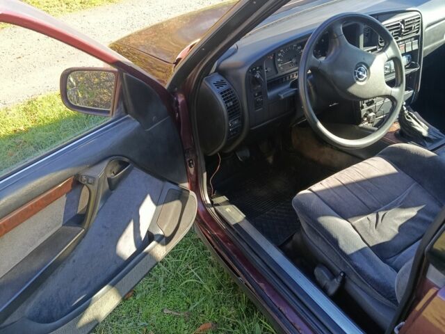 Опель Омега 1993 в Житомире на Automoto.ua Фиолетовый Опель Омега, объемом двигателя 2 л и пробегом 430 тыс. км за 1600 $, фото 9 на Automoto.ua