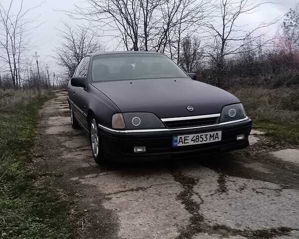 Фиолетовый Опель Омега, объемом двигателя 2 л и пробегом 111 тыс. км за 1750 $, фото 7 на Automoto.ua