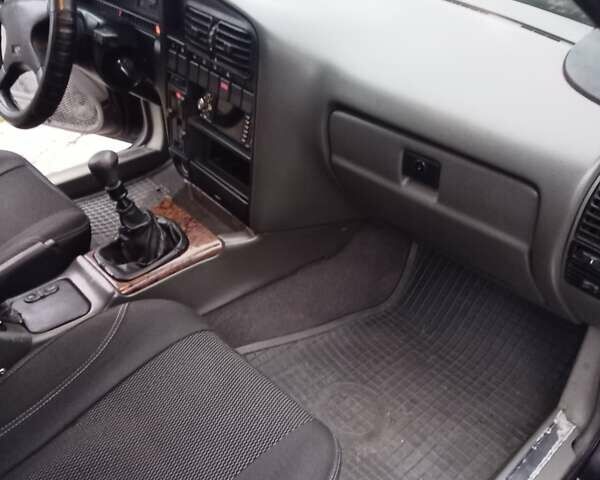 Фиолетовый Опель Омега, объемом двигателя 2 л и пробегом 111 тыс. км за 1750 $, фото 2 на Automoto.ua