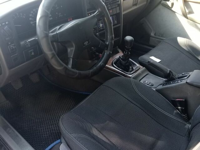 Фіолетовий Опель Омега, об'ємом двигуна 2 л та пробігом 400 тис. км за 1750 $, фото 6 на Automoto.ua