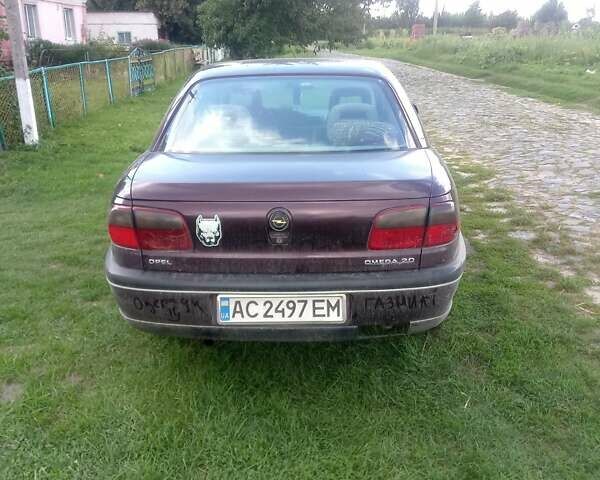 Опель Омега 1994 в Луцке на Automoto.ua Фиолетовый Опель Омега, объемом двигателя 2 л и пробегом 370 тыс. км за 1100 $, фото 9 на Automoto.ua
