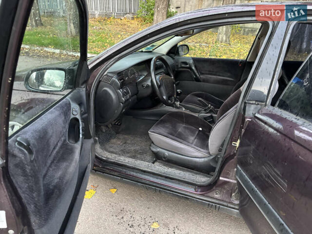 Фиолетовый Опель Омега, объемом двигателя 2 л и пробегом 205 тыс. км за 2700 $, фото 6 на Automoto.ua