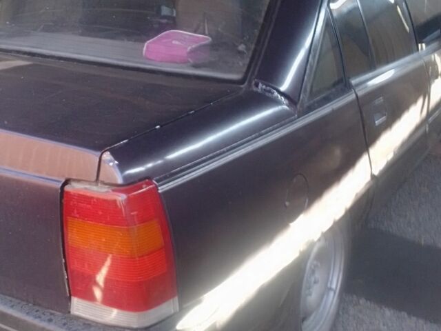 Коричневый Опель Омега, объемом двигателя 2 л и пробегом 300 тыс. км за 597 $, фото 1 на Automoto.ua