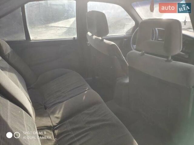 Опель Омега 1990 в Красилове на Automoto.ua Коричневый Опель Омега, объемом двигателя 2 л и пробегом 254 тыс. км за 400 $, фото 12 на Automoto.ua