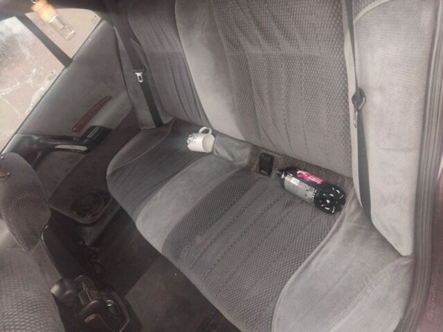 Коричневий Опель Омега, об'ємом двигуна 2 л та пробігом 400 тис. км за 1184 $, фото 4 на Automoto.ua