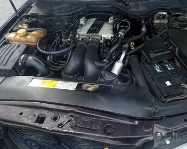 Коричневый Опель Омега, объемом двигателя 2.5 л и пробегом 374 тыс. км за 2700 $, фото 6 на Automoto.ua