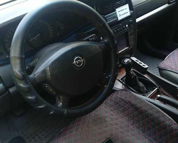 Коричневый Опель Омега, объемом двигателя 2.5 л и пробегом 374 тыс. км за 2700 $, фото 18 на Automoto.ua