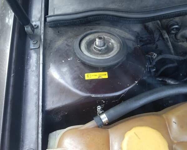 Коричневый Опель Омега, объемом двигателя 2.5 л и пробегом 374 тыс. км за 2700 $, фото 9 на Automoto.ua