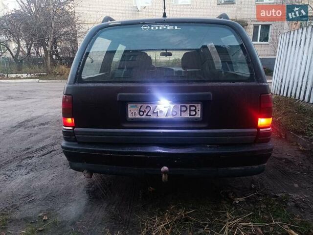 Коричневый Опель Омега, объемом двигателя 1.8 л и пробегом 463 тыс. км за 700 $, фото 3 на Automoto.ua