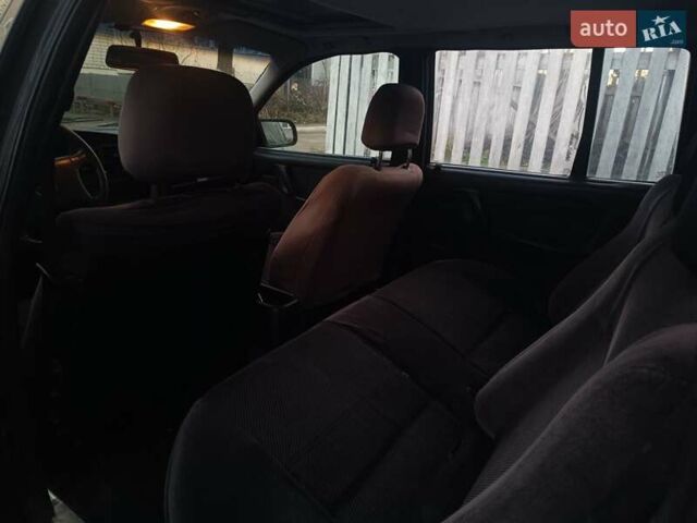 Коричневый Опель Омега, объемом двигателя 1.8 л и пробегом 463 тыс. км за 700 $, фото 6 на Automoto.ua