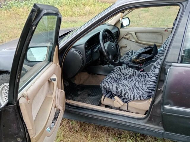 Коричневый Опель Омега, объемом двигателя 2 л и пробегом 280 тыс. км за 1000 $, фото 4 на Automoto.ua